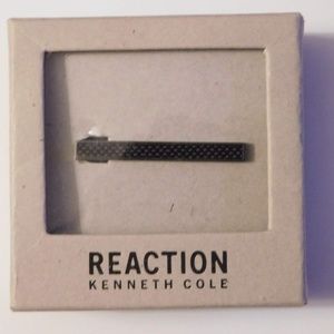 Kenneth Cole Reaction Tie Clip